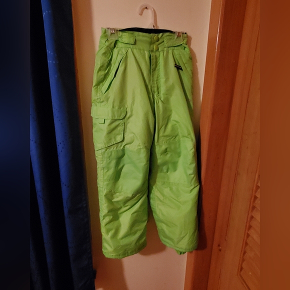 Boy's snow pants size small - Picture 1 of 3